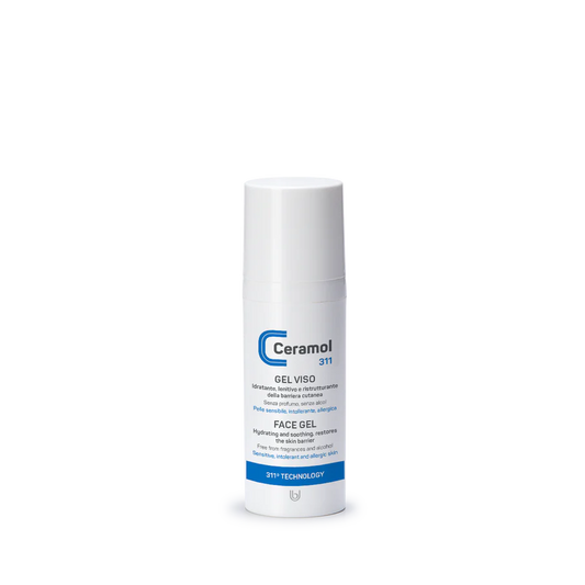 Eine weiße Flasche CERAMOL GESICHTSGEL 311 von Hinterland Apotheke mit Pumpspender und blaugrauer Schrift steht aufrecht auf weißem Hintergrund. Das feuchtigkeitsspendende Gel enthält Hyaluronsäure.